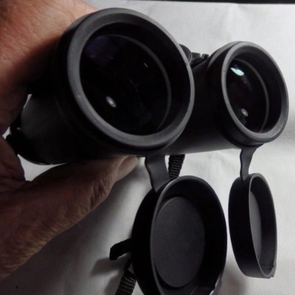 Celestron – Outland X 8x42 Binoculars – Waterproof & Fogproof – Binoculars - Picture 3 of 3